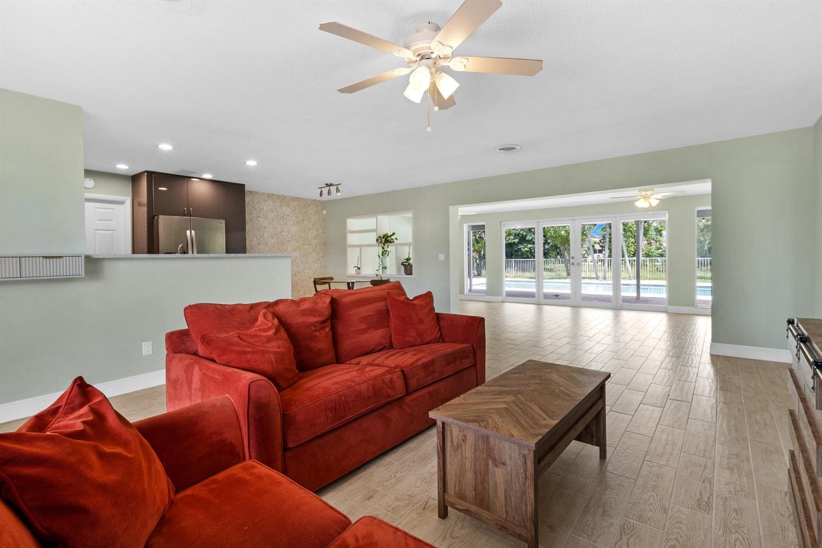 1257 NW 7TH Street photo 5