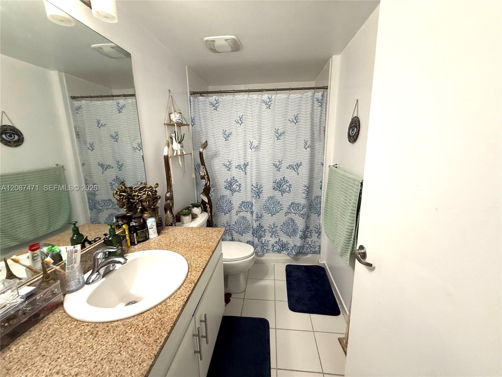1861 NW S River Dr 1404 photo 9