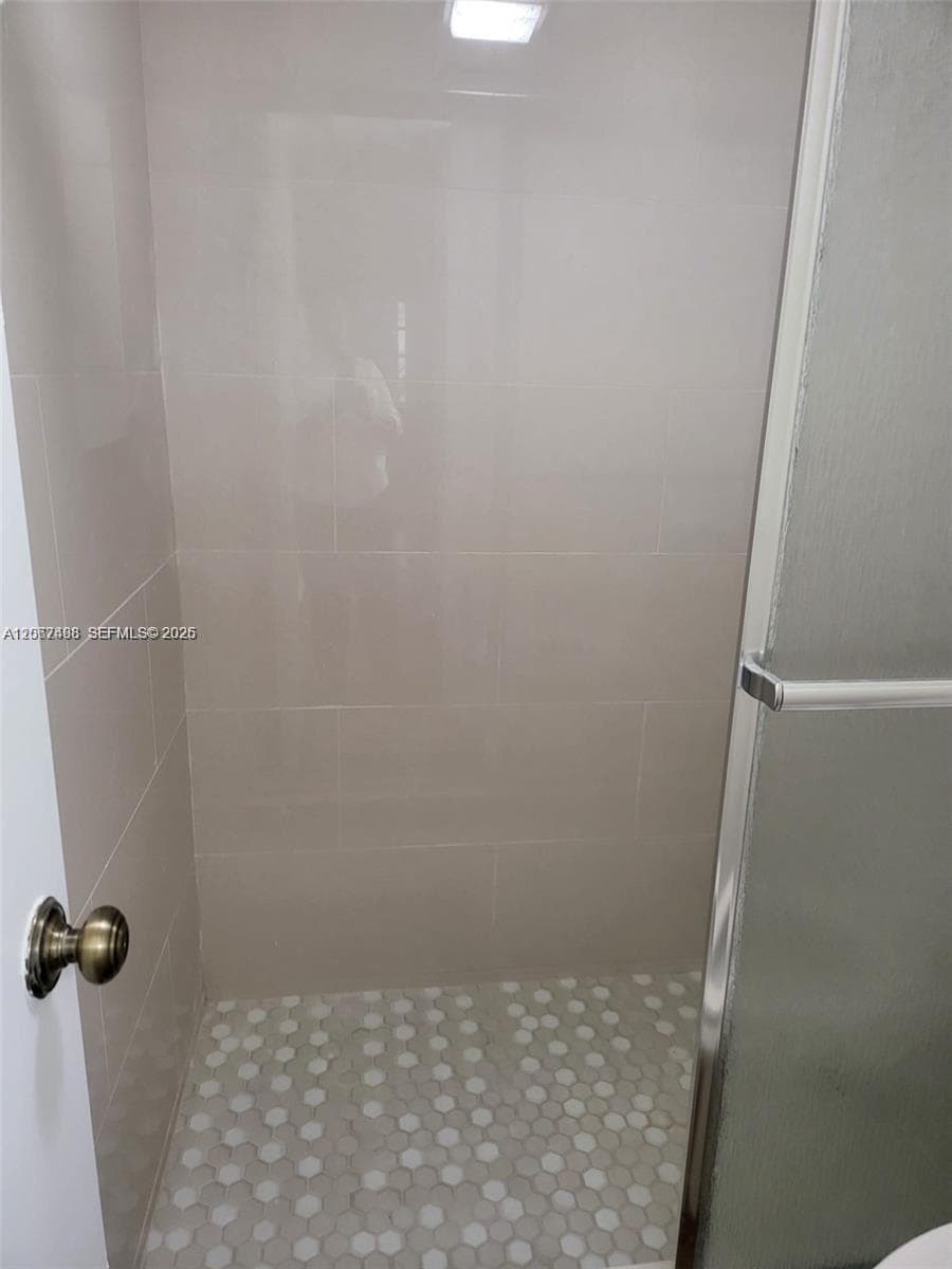 21121 SW 85th Ave 311 photo 13