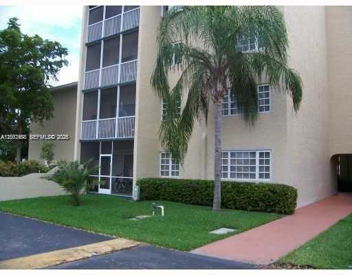 21121 SW 85th Ave 311 photo 16
