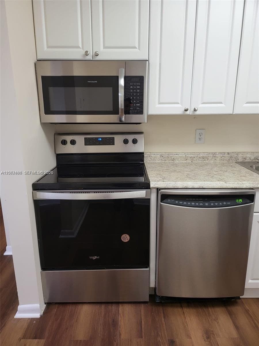 21121 SW 85th Ave 311 photo 8