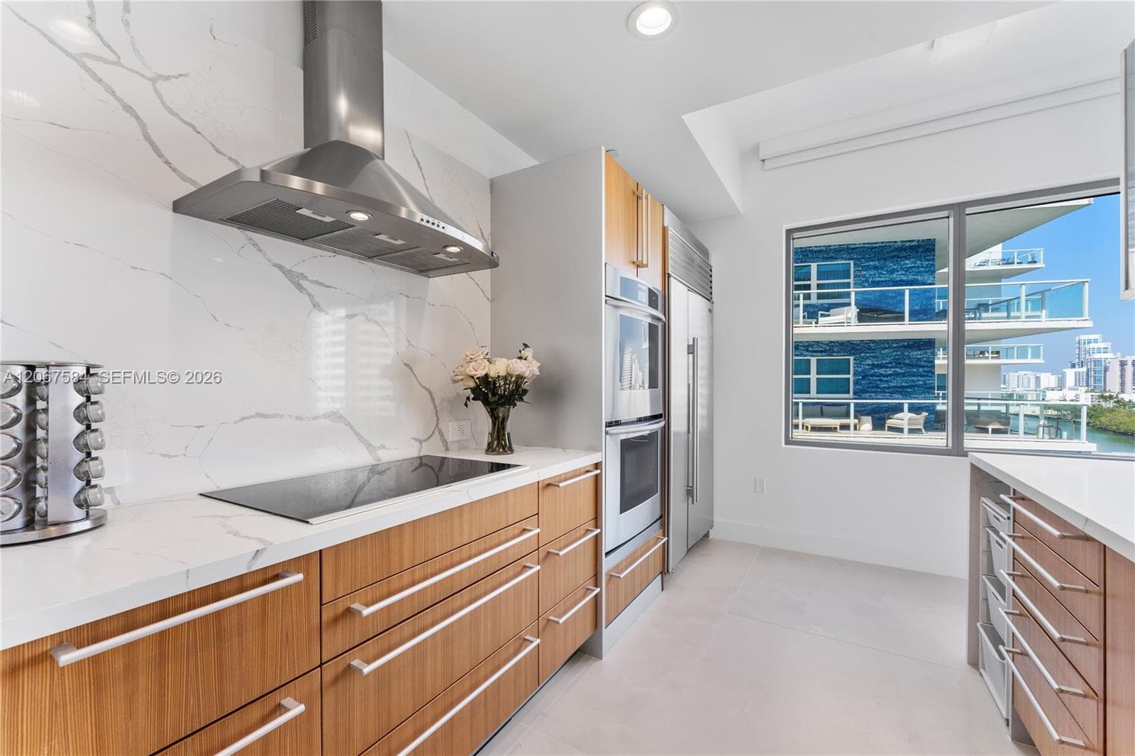 6101 Aqua Ave 703 photo 6