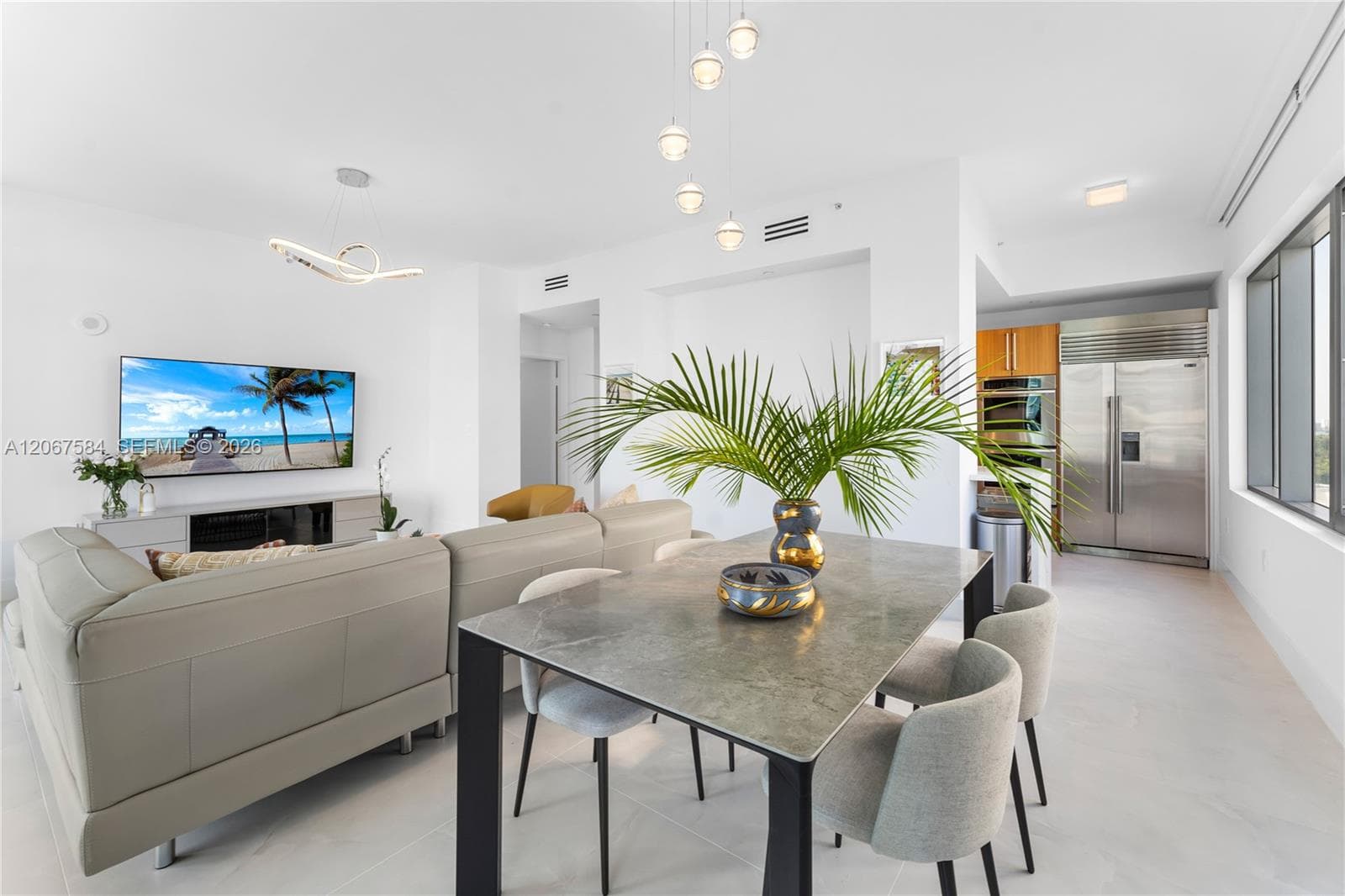 6101 Aqua Ave 703 photo 4