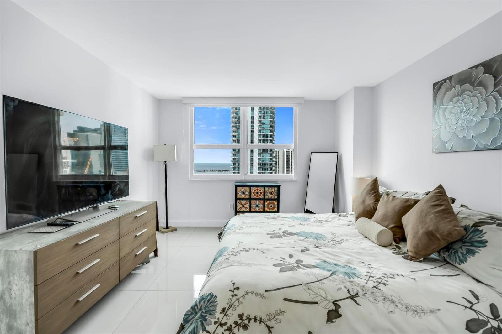 1155 BRICKELL BAY Drive 2509 photo 18