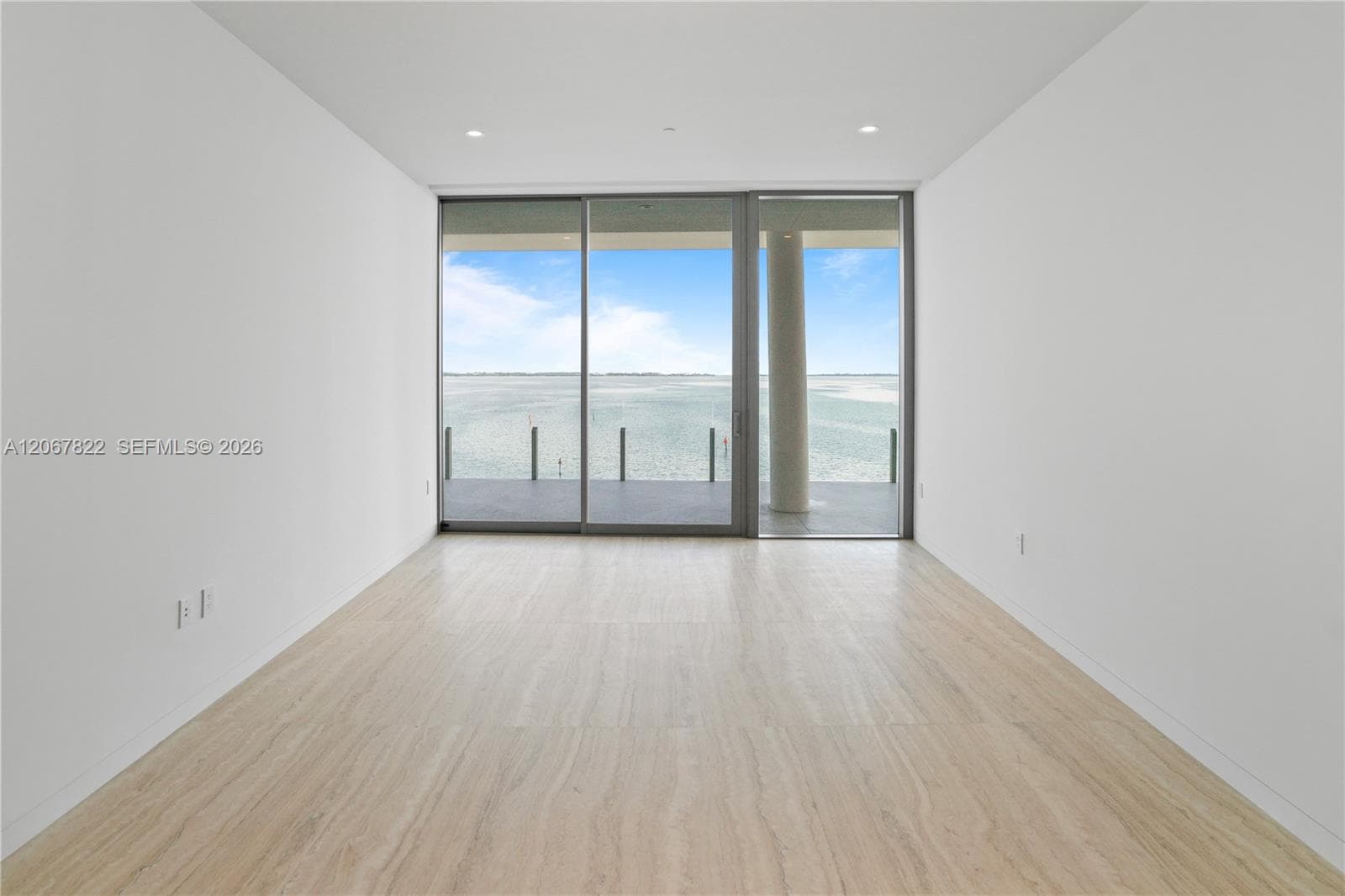5 GROVE ISLE DR M502 photo 6