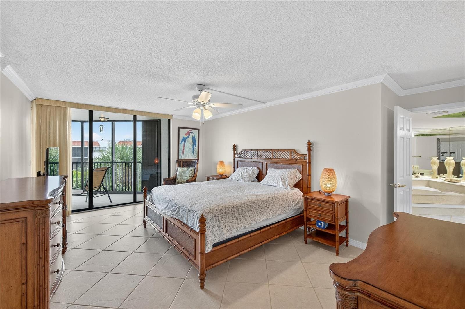 800 JEFFERY Street 405 photo 22