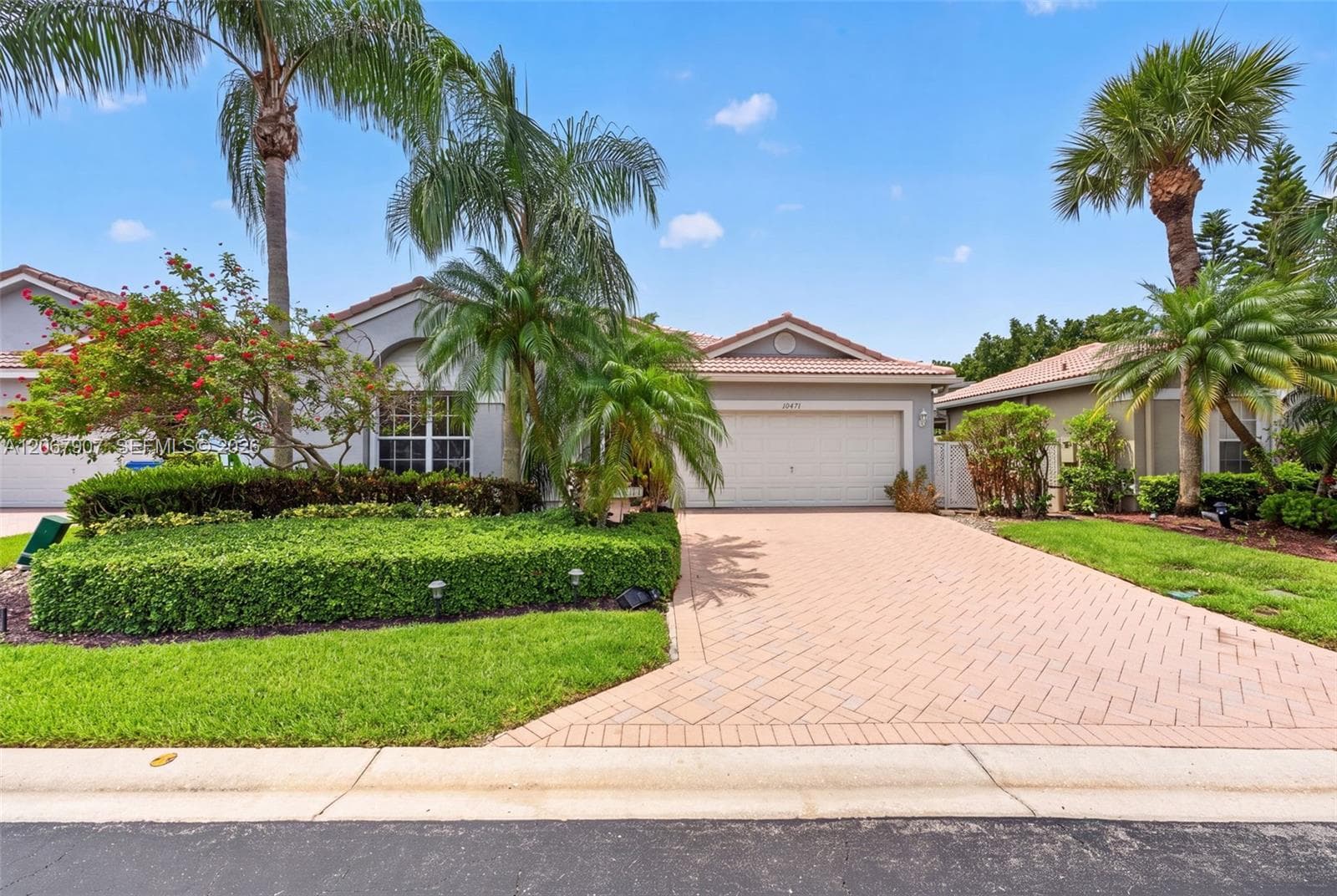10471 S Utopia Cir S photo 1
