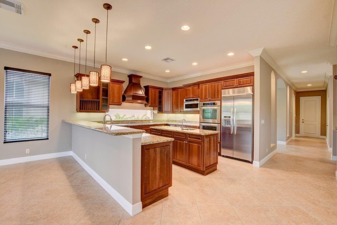 6669 Cobia Circle photo 12