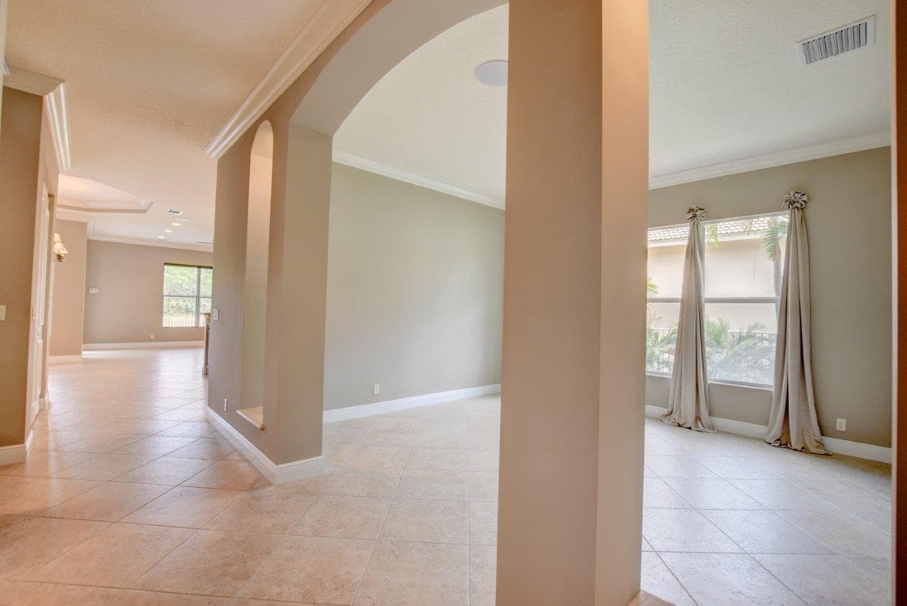 6669 Cobia Circle photo 7