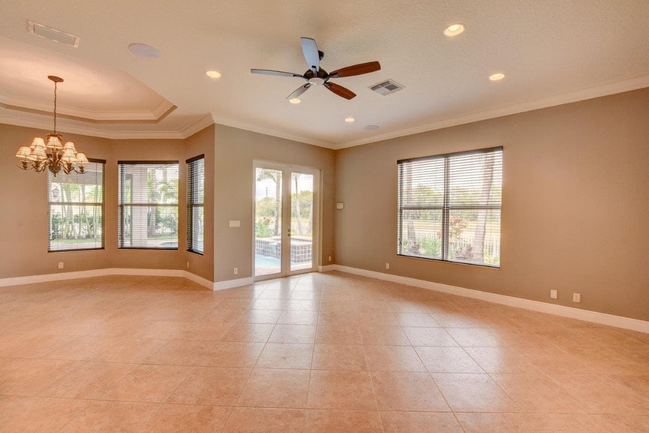 6669 Cobia Circle photo 18