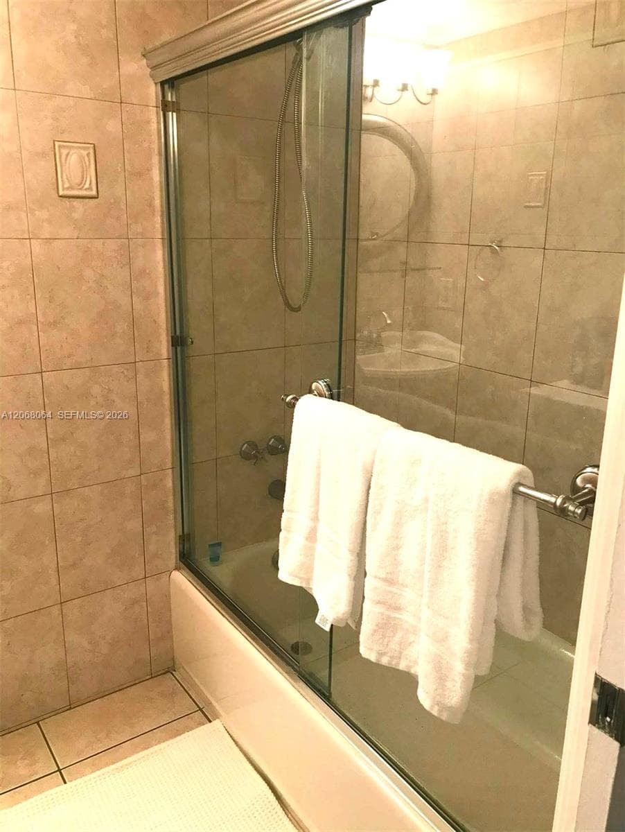 4040 Galt Ocean Dr 221 photo 7