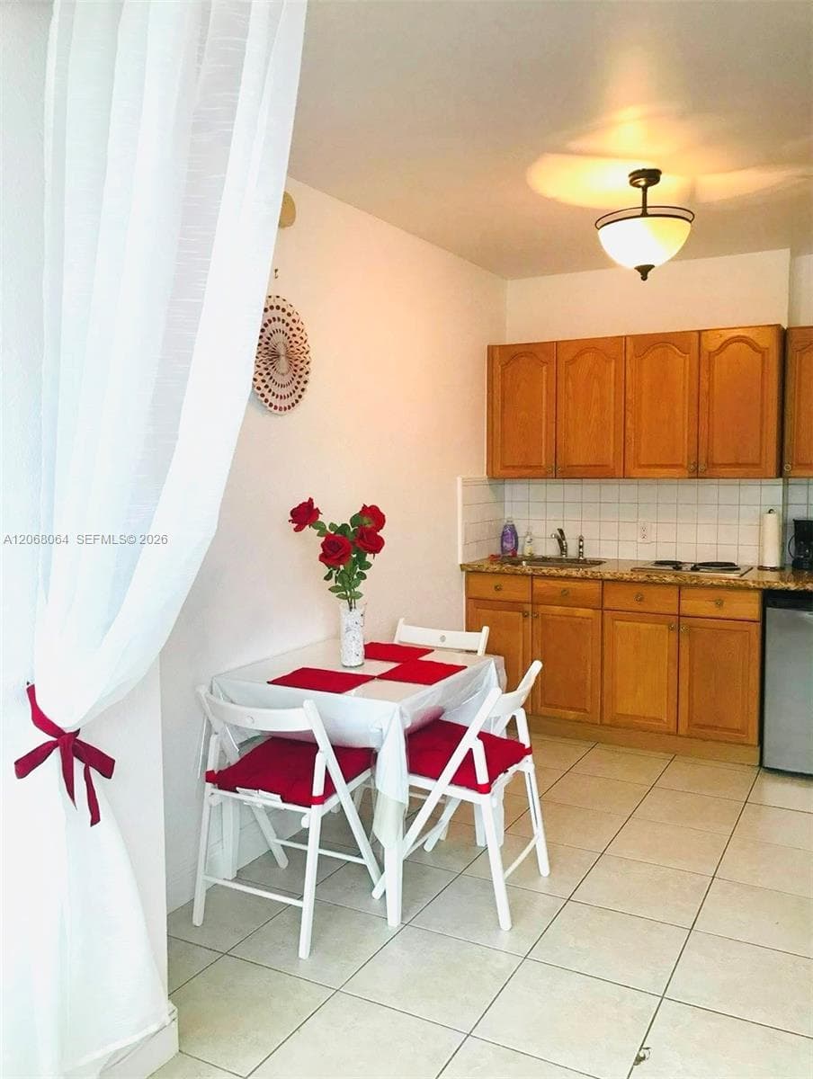 4040 Galt Ocean Dr 221 photo 5