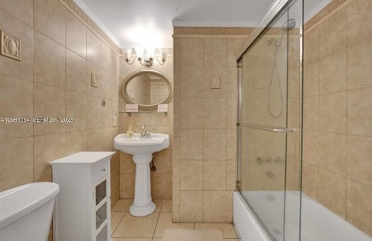 4040 Galt Ocean Dr 221 photo 4