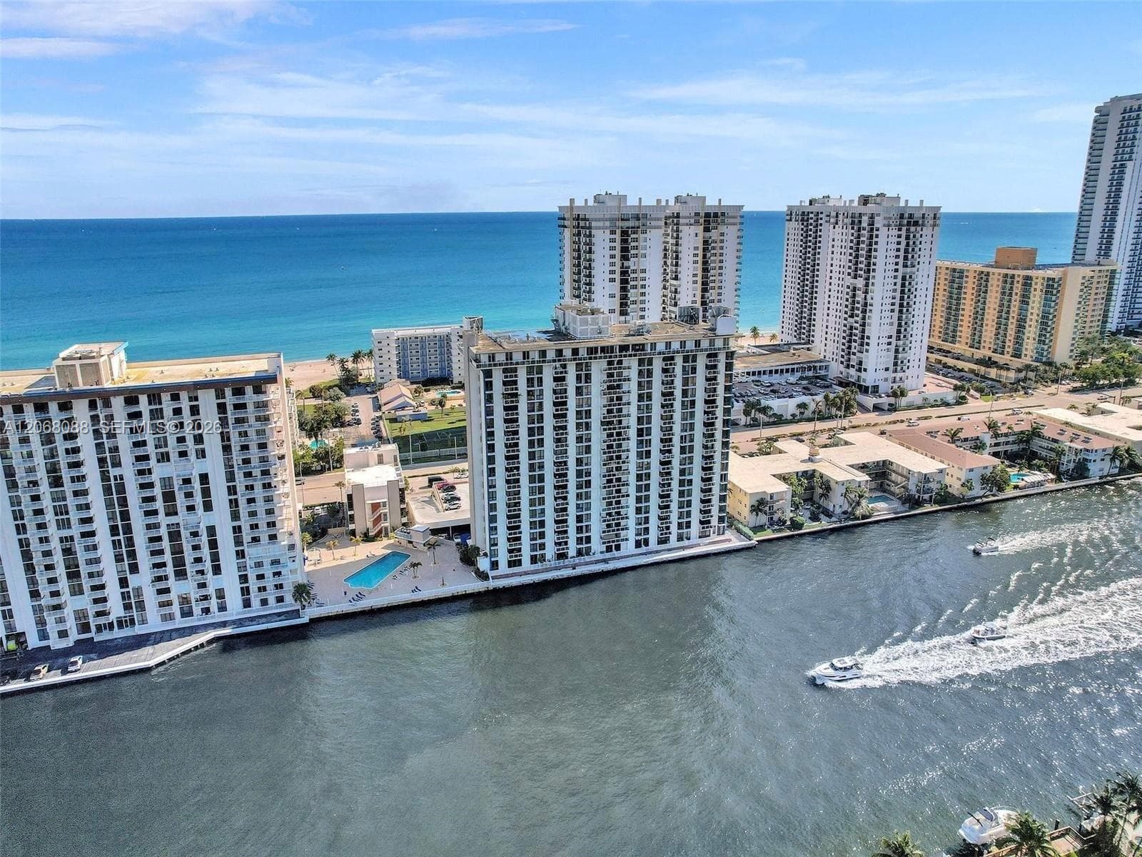 1600 S Ocean Dr 14F photo 24