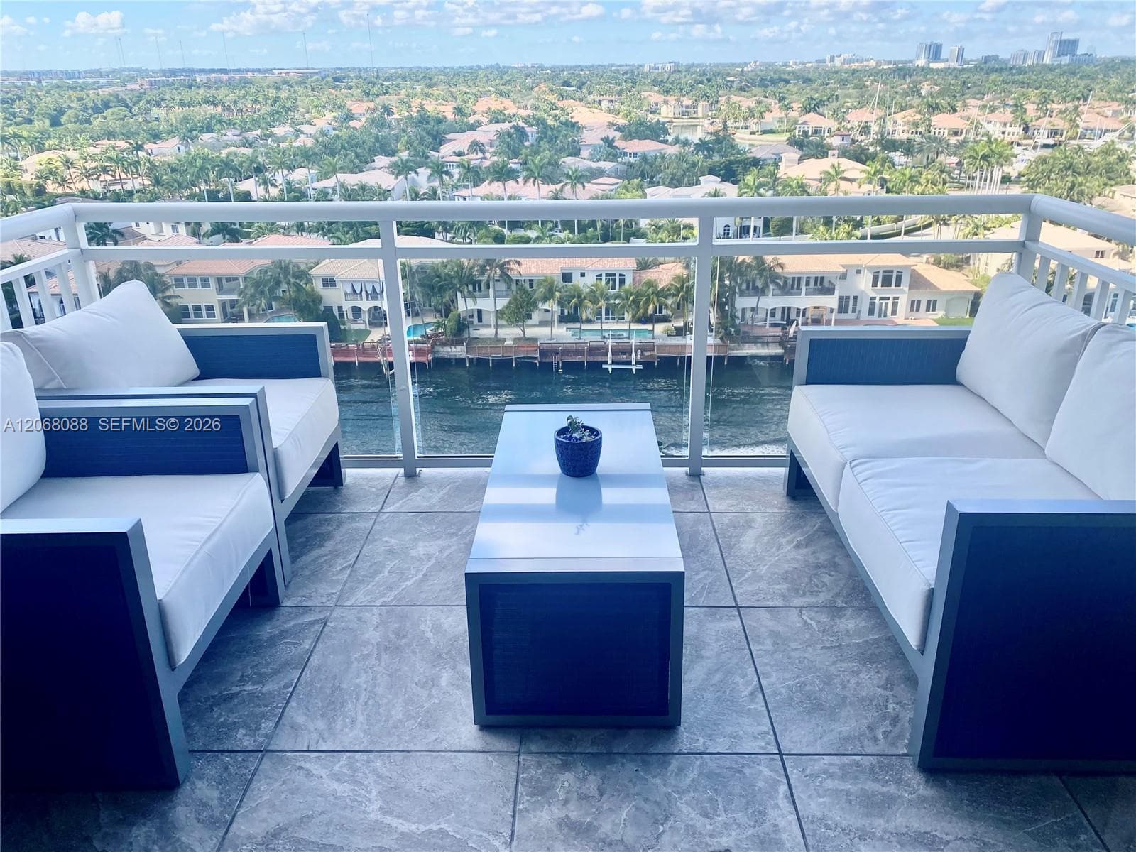 1600 S Ocean Dr 14F photo 18