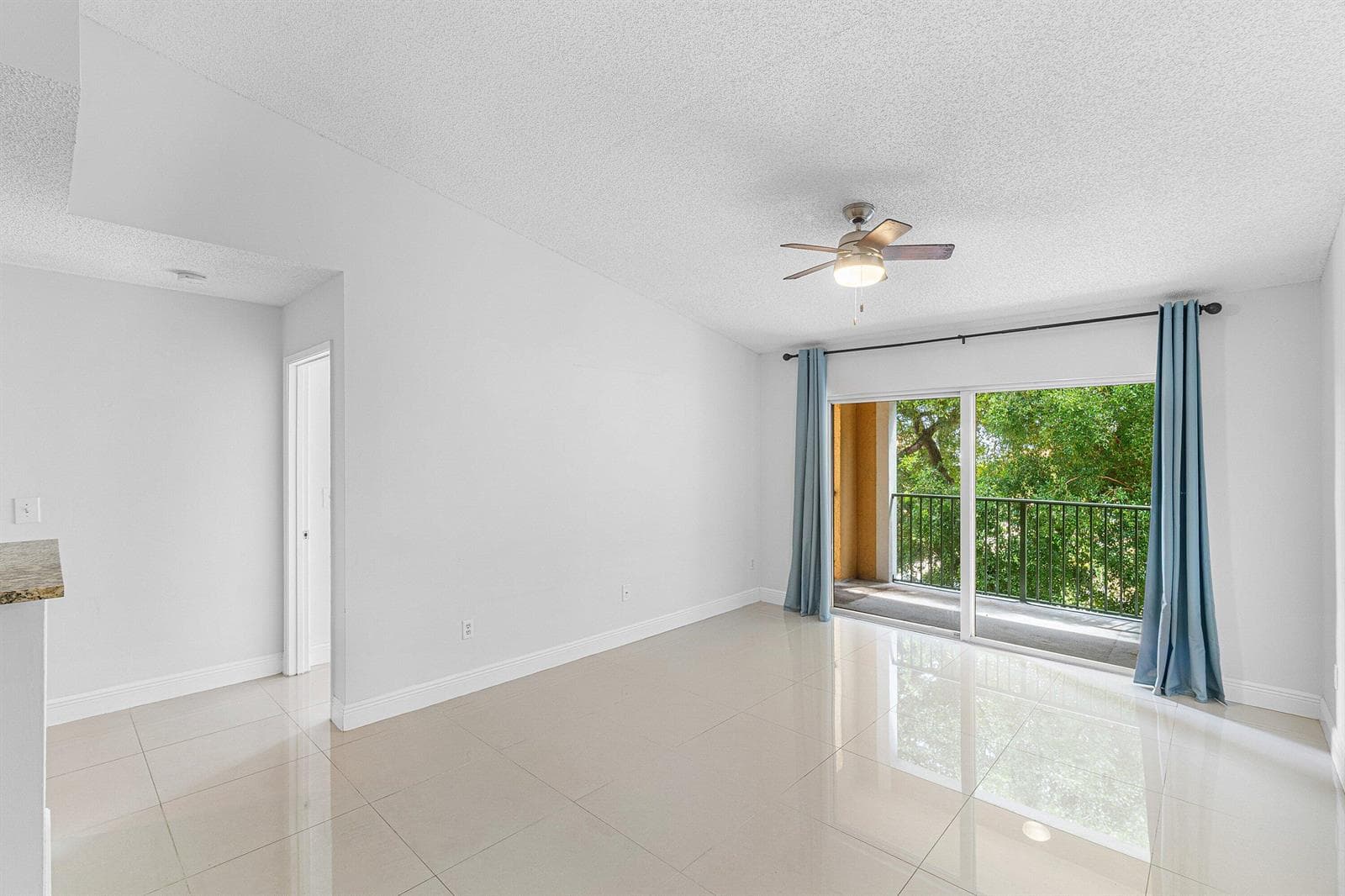 131 Yacht Club Way 307 photo 5
