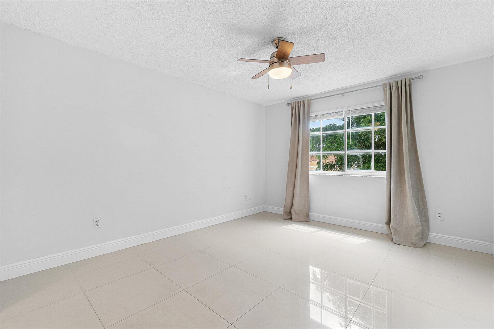 131 Yacht Club Way 307 photo 20