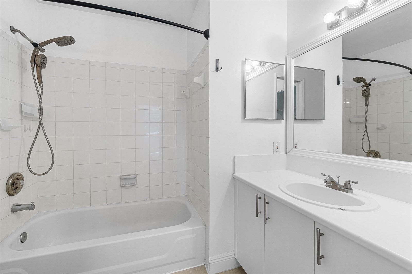 131 Yacht Club Way 307 photo 19
