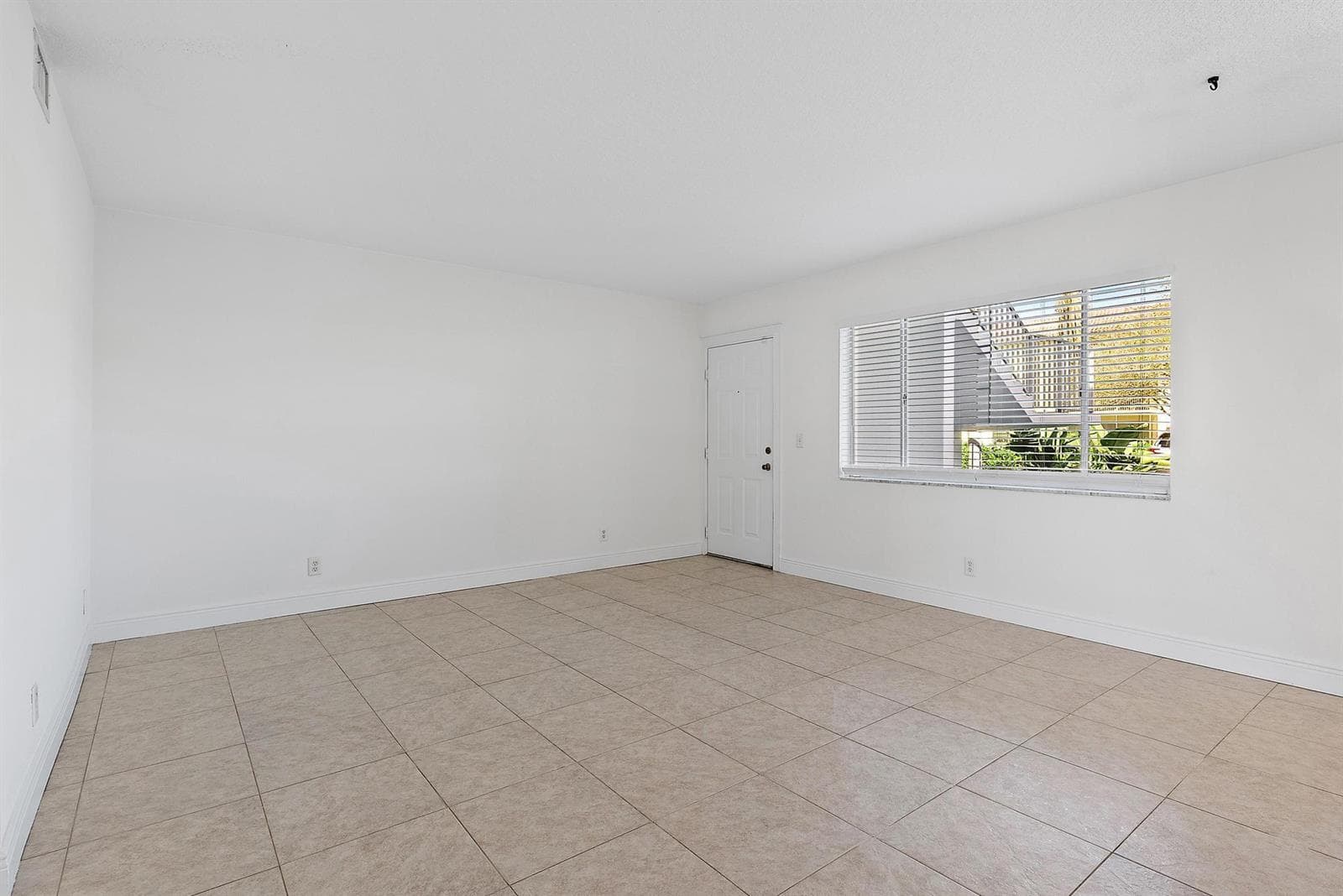 316 Southwind Court Apt 107 photo 7