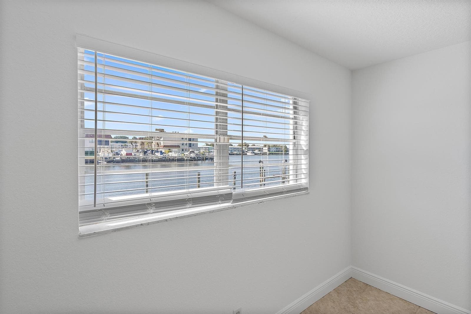 316 Southwind Court Apt 107 photo 10