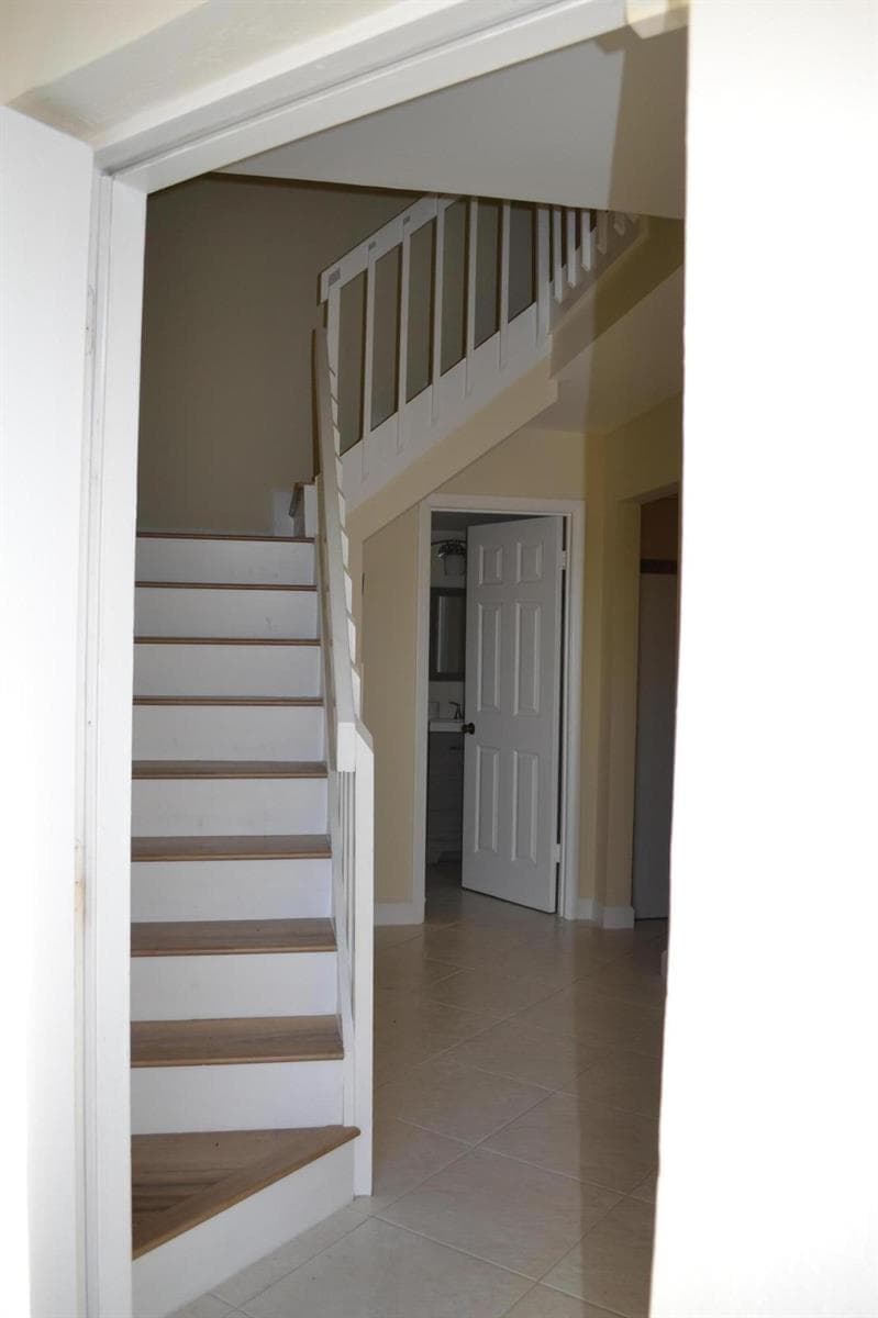 176 Seabreeze Circle photo 7