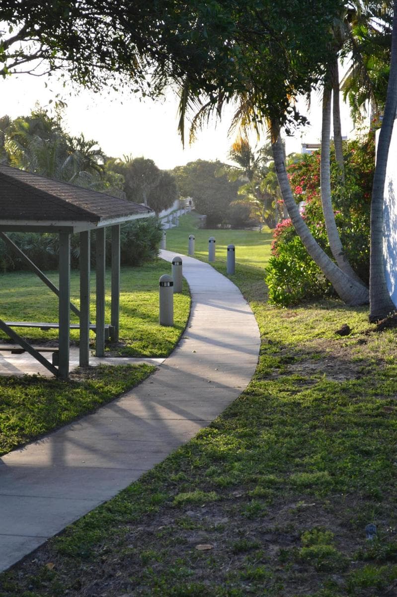 176 Seabreeze Circle photo 24