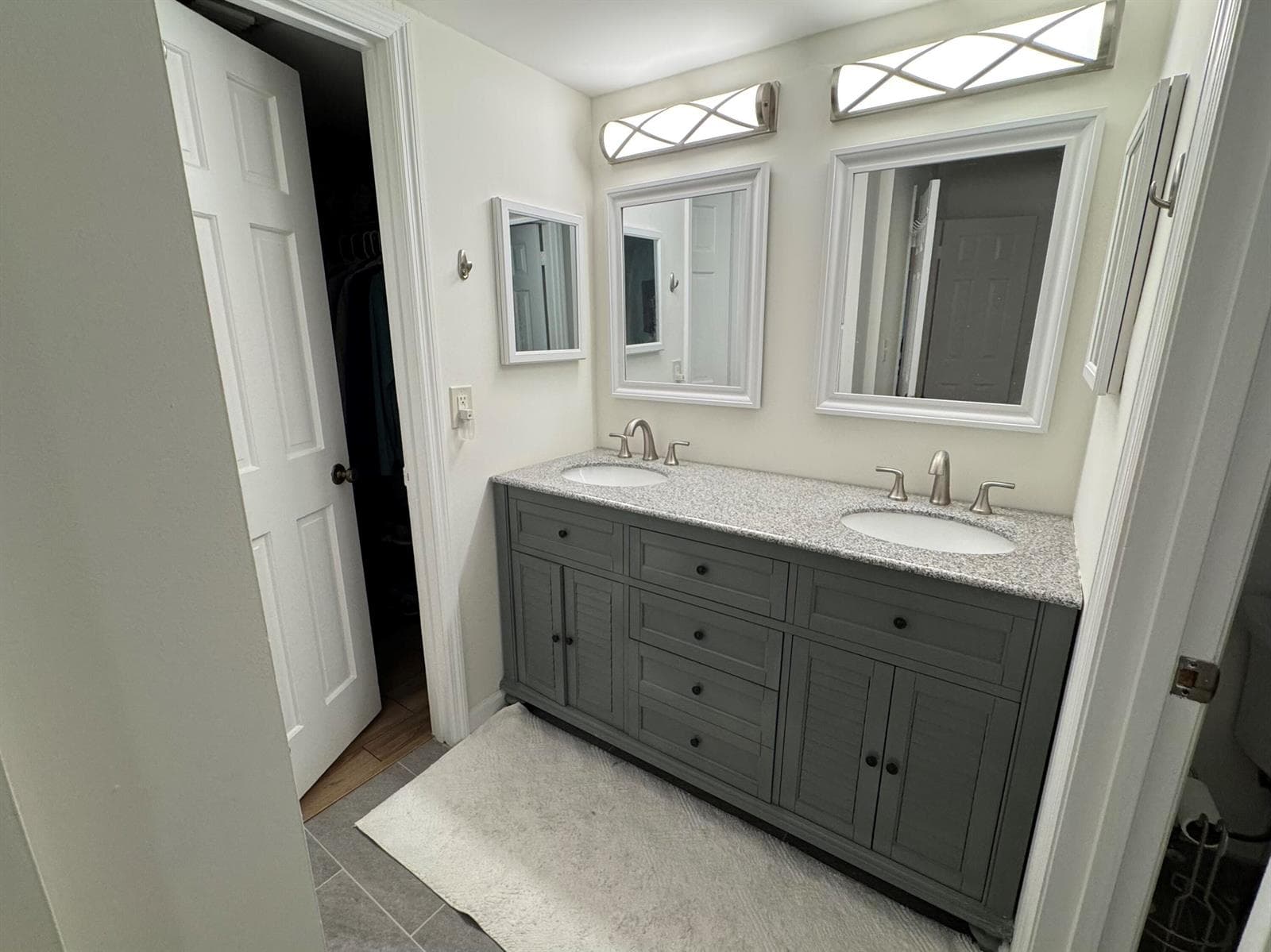 176 Seabreeze Circle photo 21