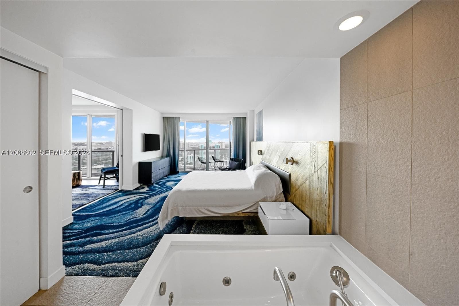 3101 Bayshore Dr 1808 photo 10