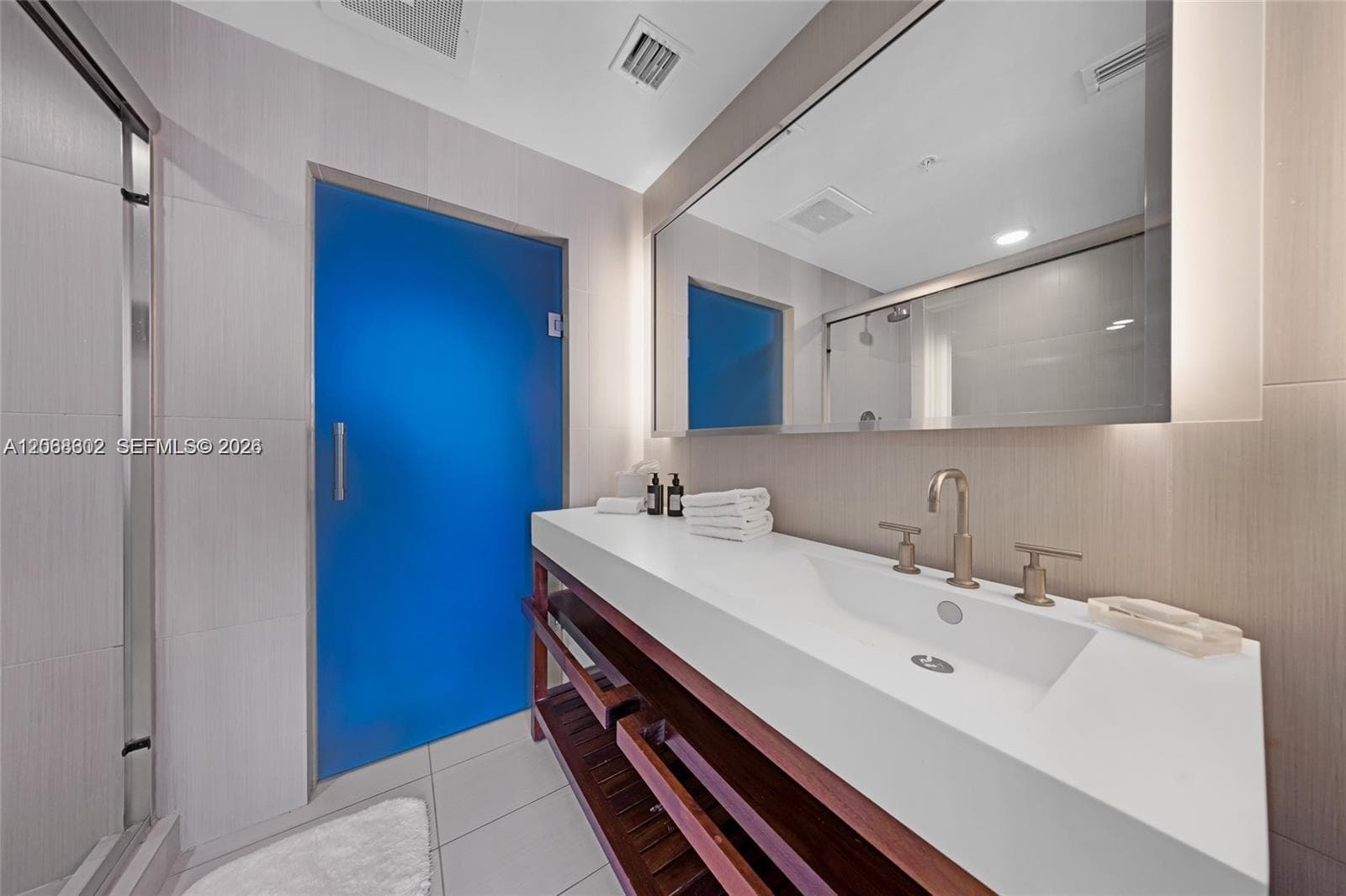 3101 Bayshore Dr 1808 photo 15