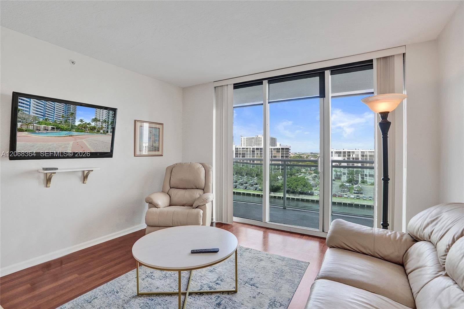 3000 S Ocean Dr 808 photo 12