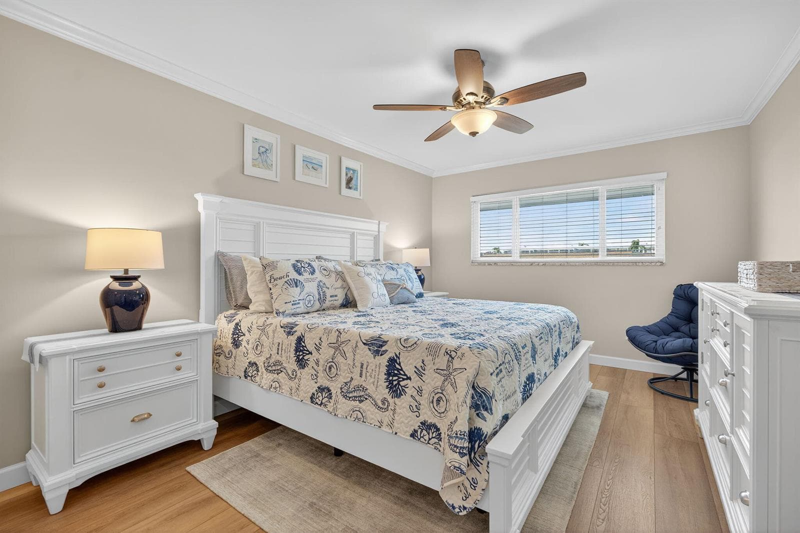 110 SHORE Court 301 photo 23