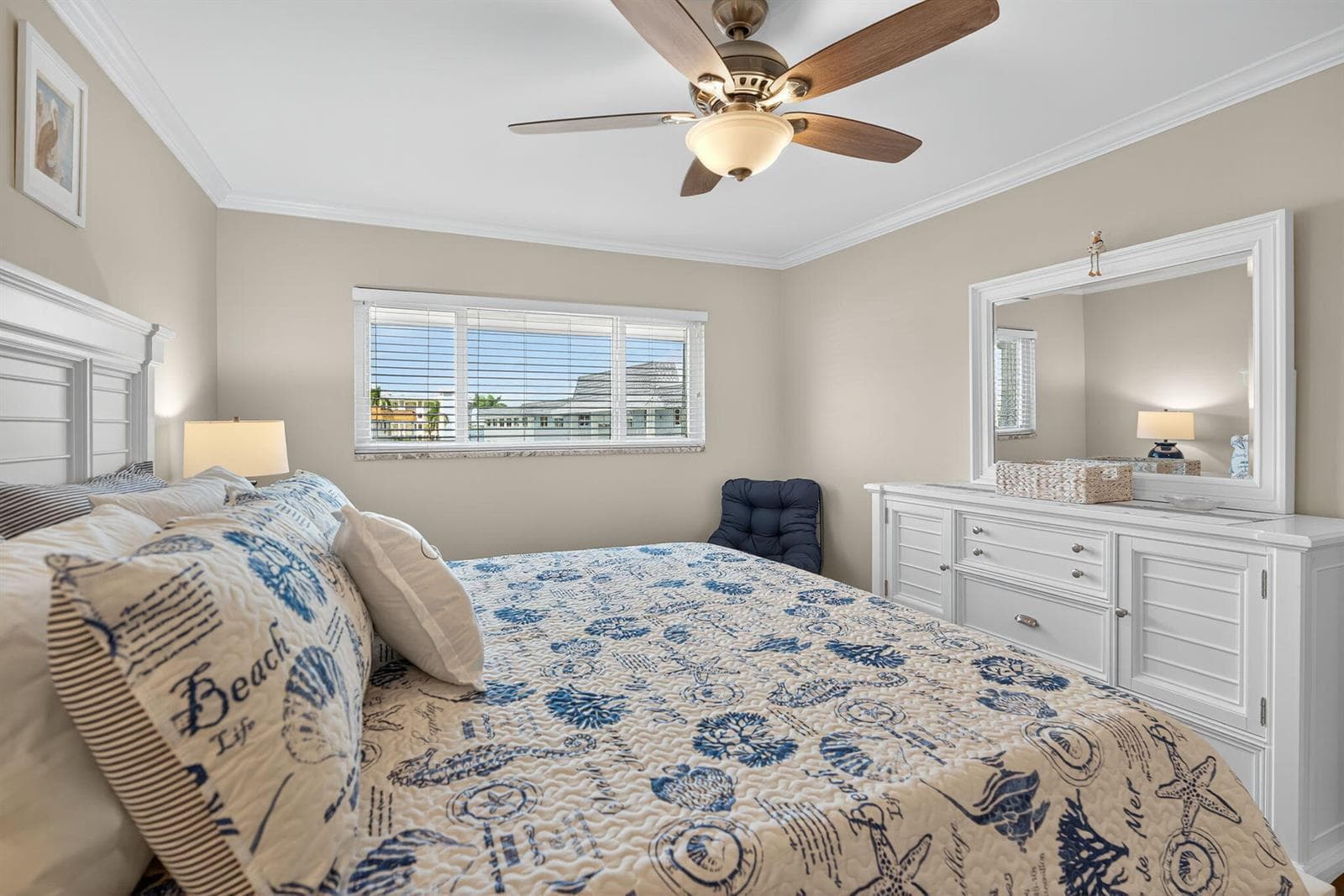 110 SHORE Court 301 photo 21