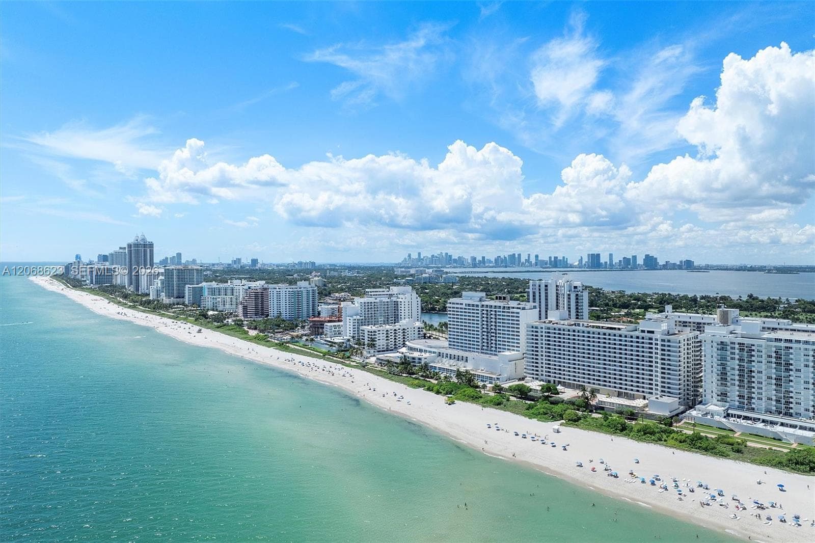 5555 Collins Ave 10K photo 16