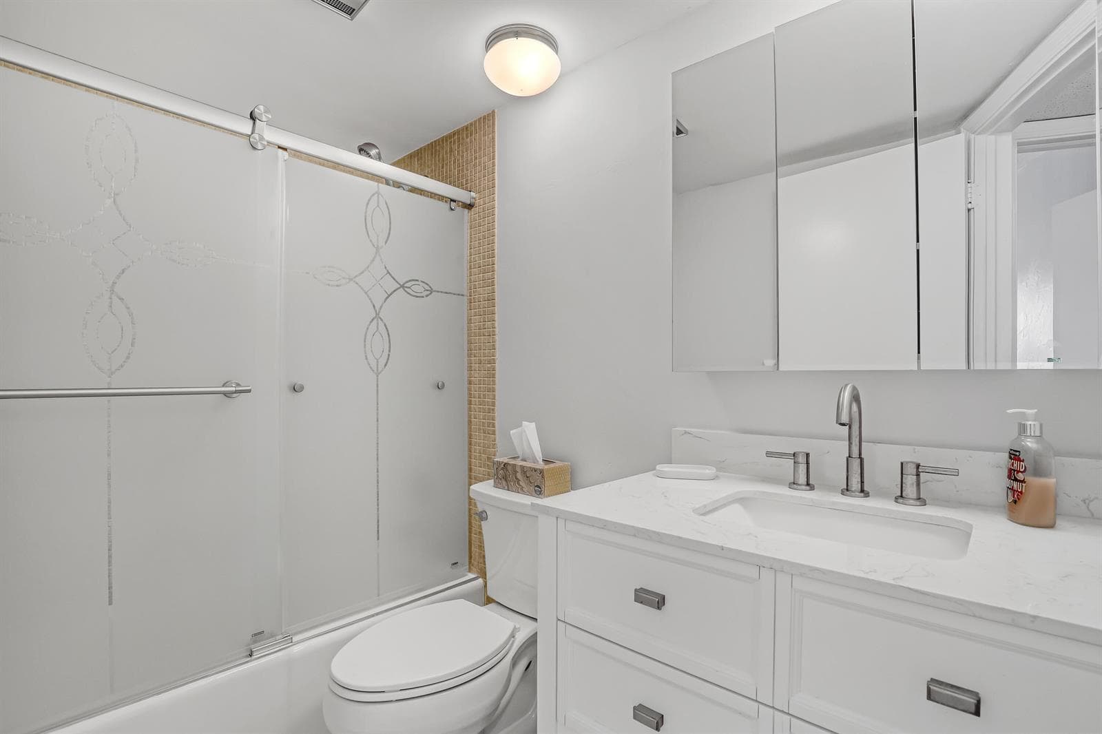 28 Yacht Club Drive 409 photo 14