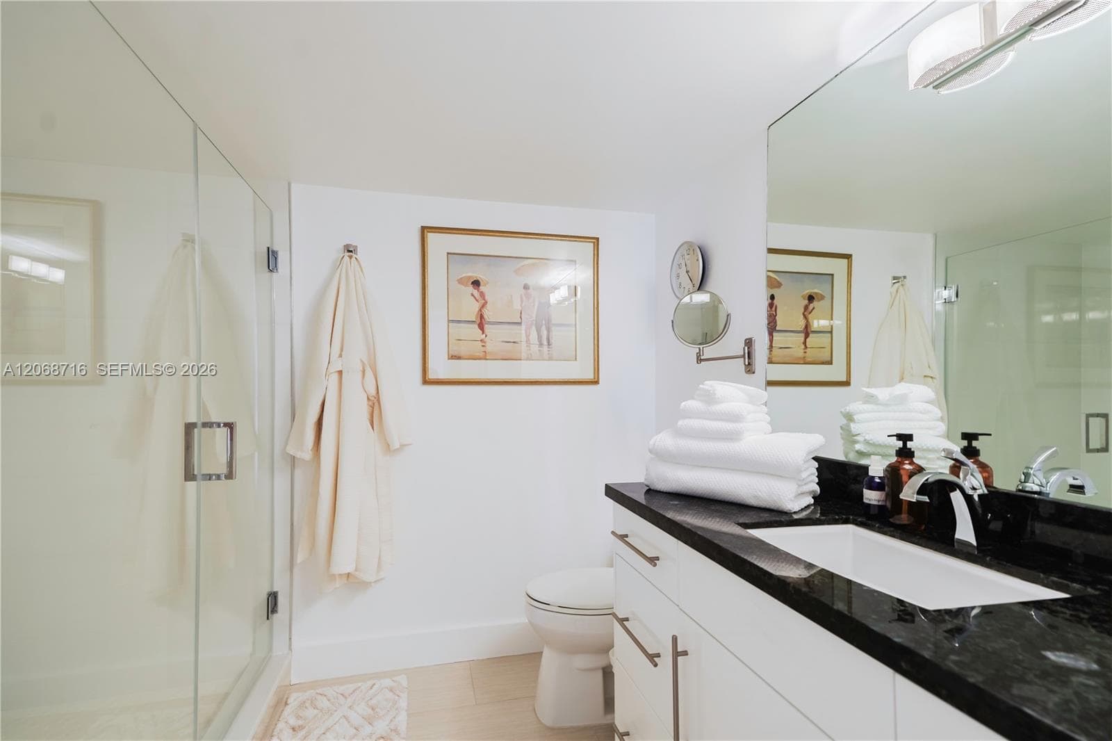 400 Leslie Dr 319 photo 15