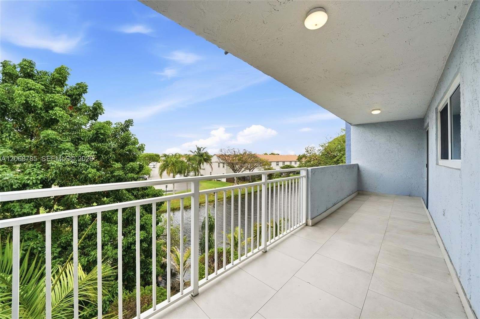9375 Fontainebleau Blvd L301 photo 1