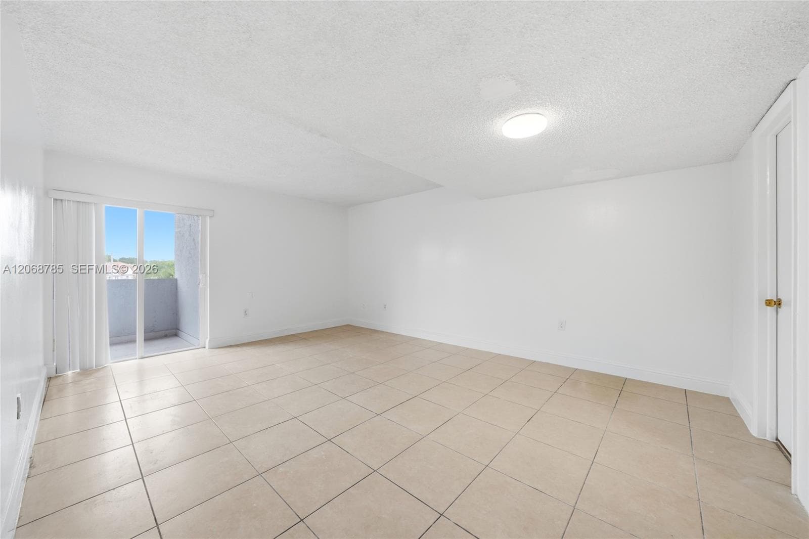 9375 Fontainebleau Blvd L301 photo 9