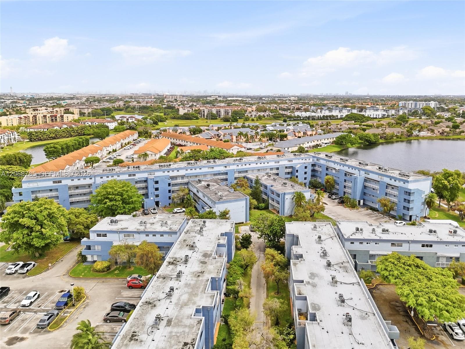 9375 Fontainebleau Blvd L301 photo 21