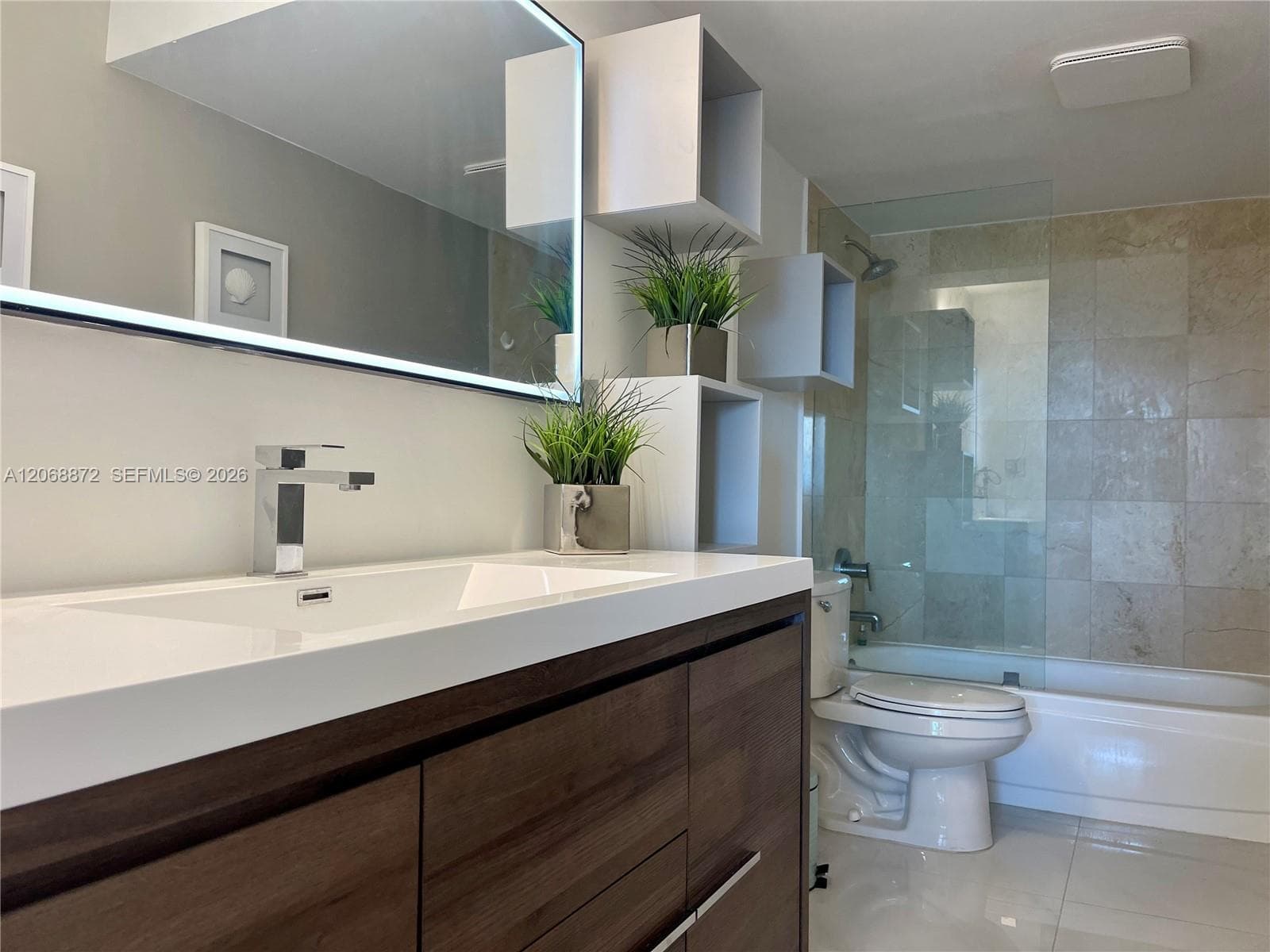 10275 Collins Ave 624 photo 18