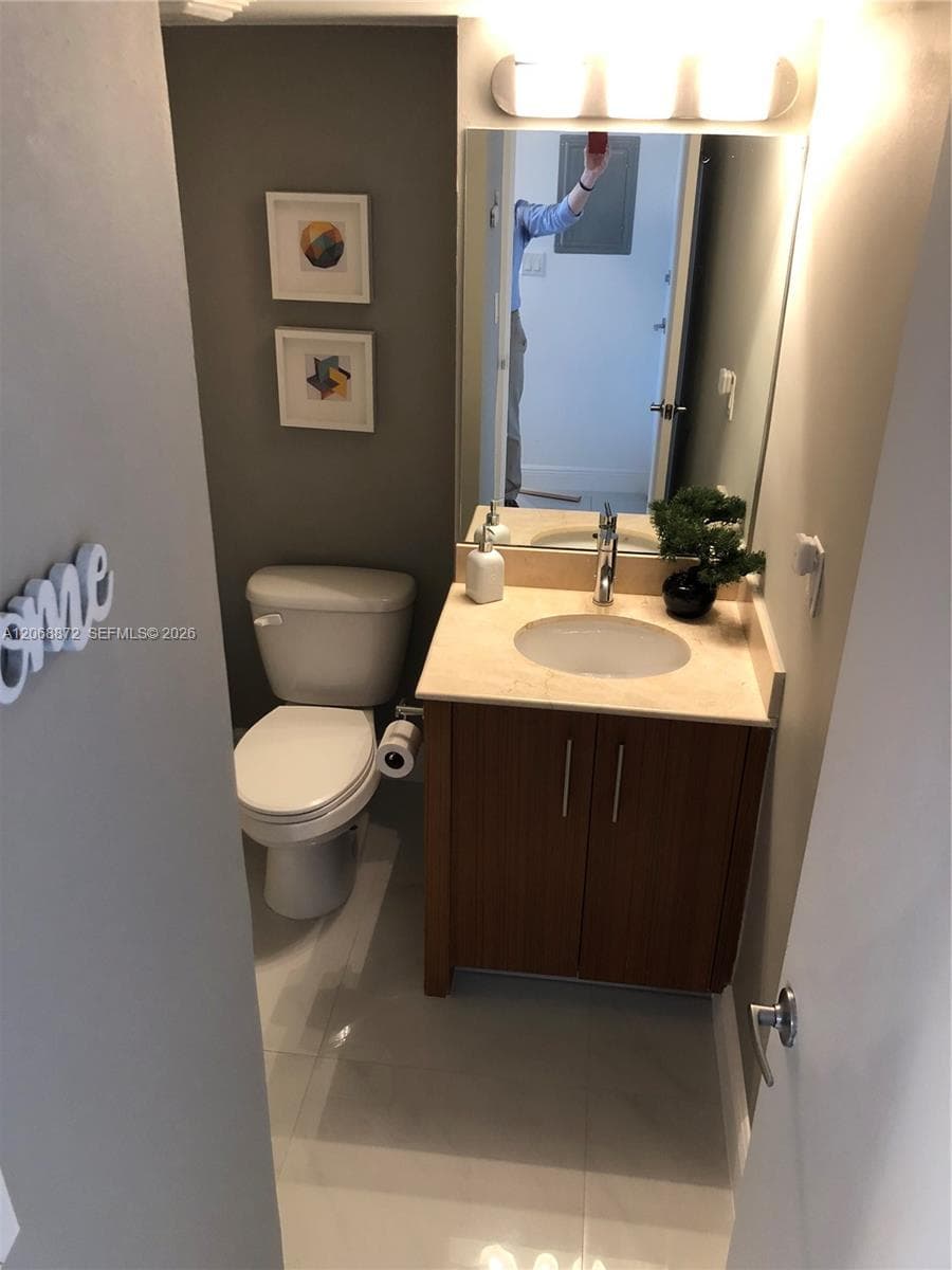 10275 Collins Ave 624 photo 15