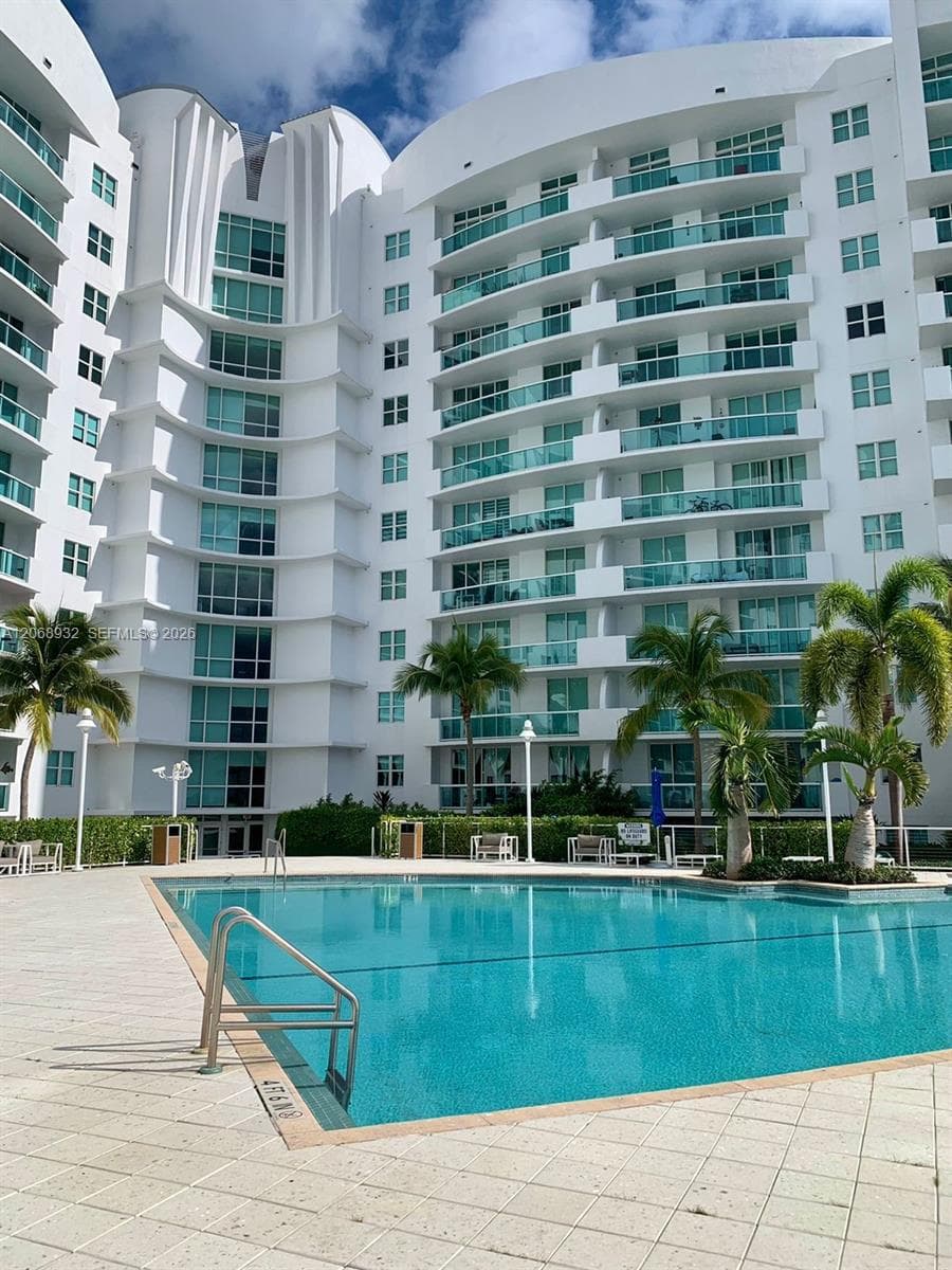 7900 Harbor Island Dr 608 photo 14