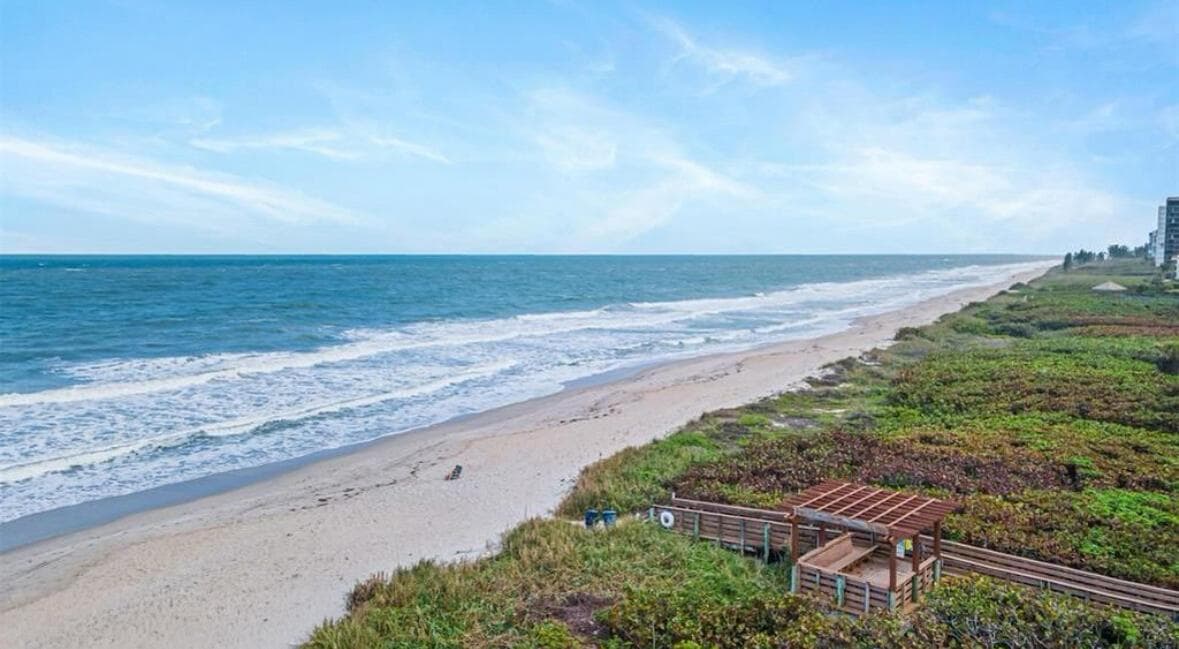 4225 N HIGHWAY A1A 17 photo 1
