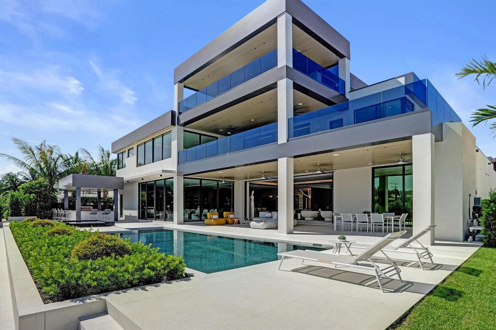 23 ISLA BAHIA Drive photo 12