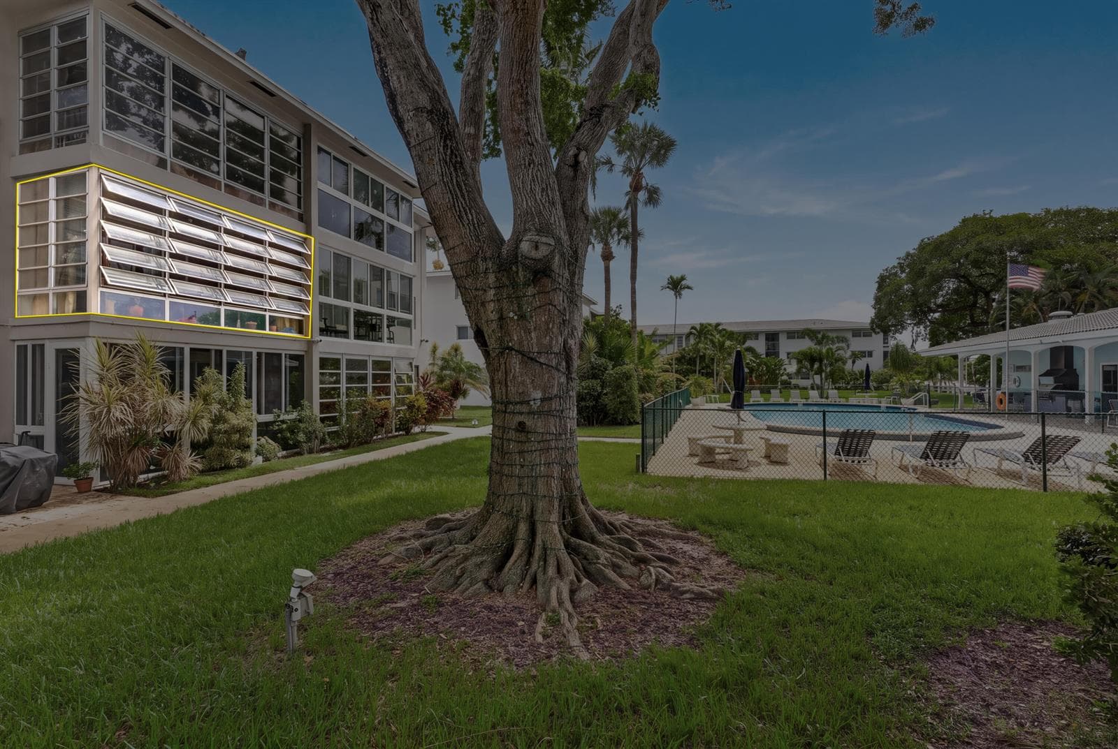1100 SW 12th Street 208 photo 17