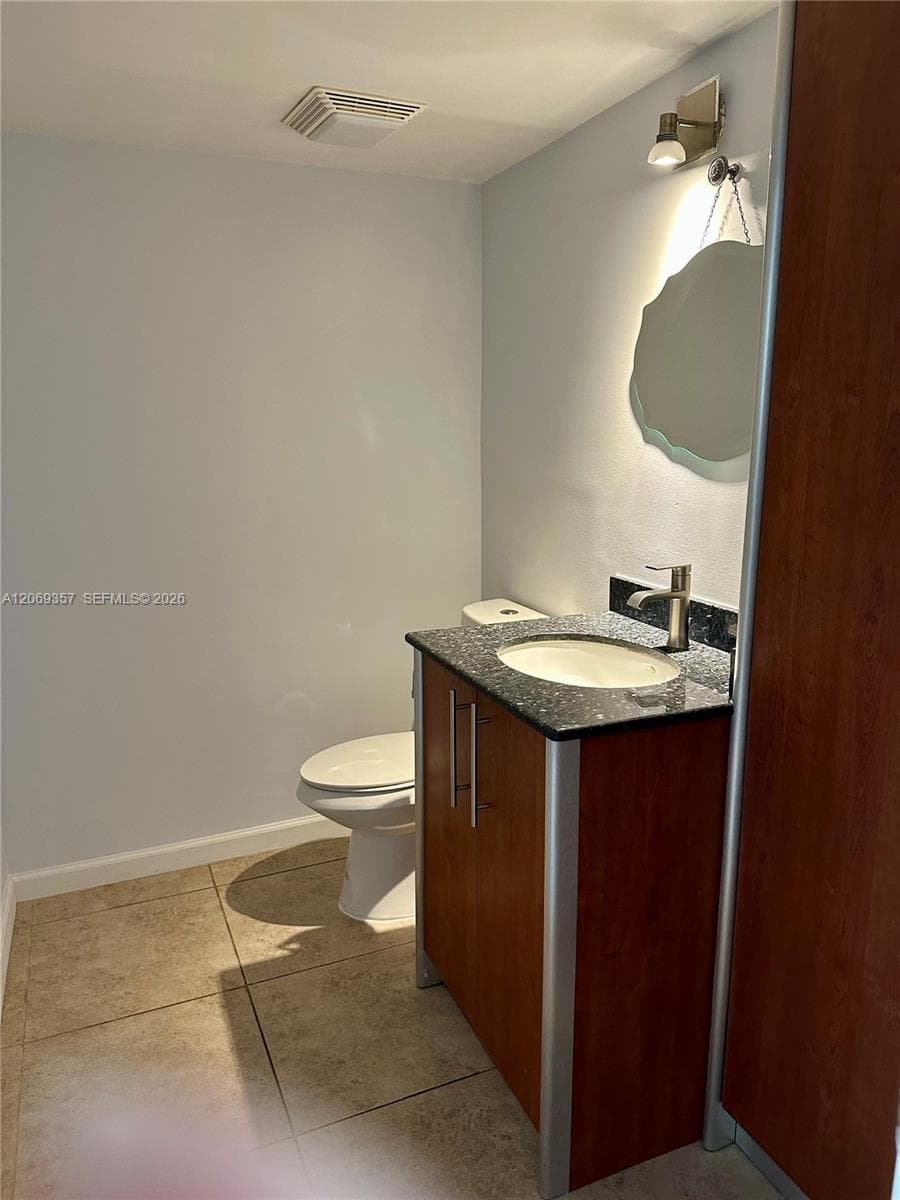 3401 N Country Club Dr EI-216 photo 10