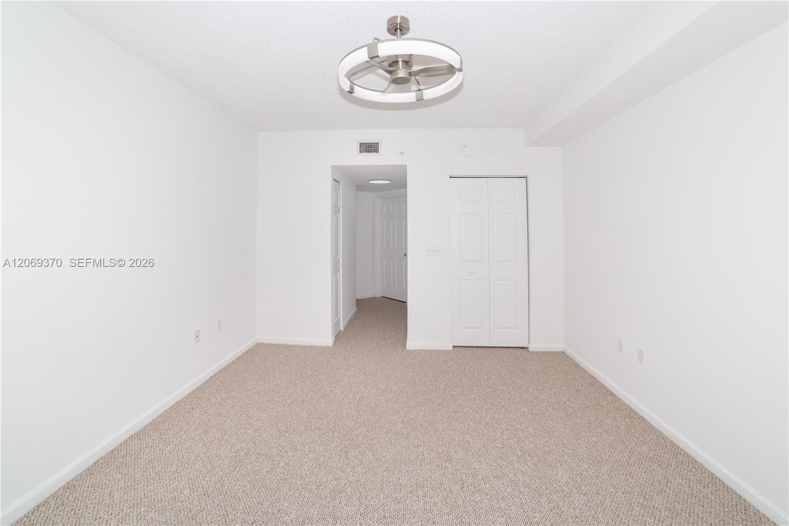 17100 N Bay Rd 1407 photo 7