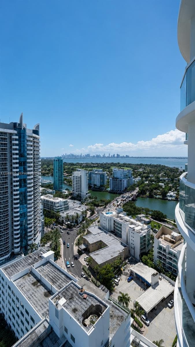 6365 Collins Ave 2805 photo 18