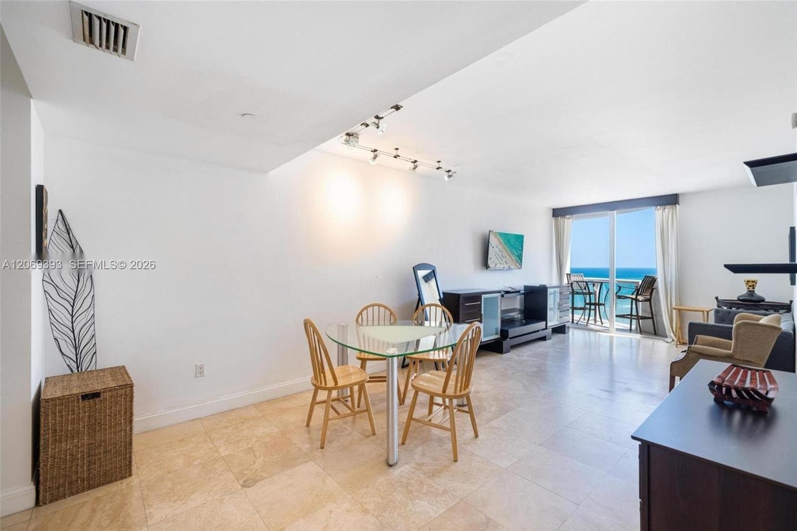 6365 Collins Ave 2805 photo 4