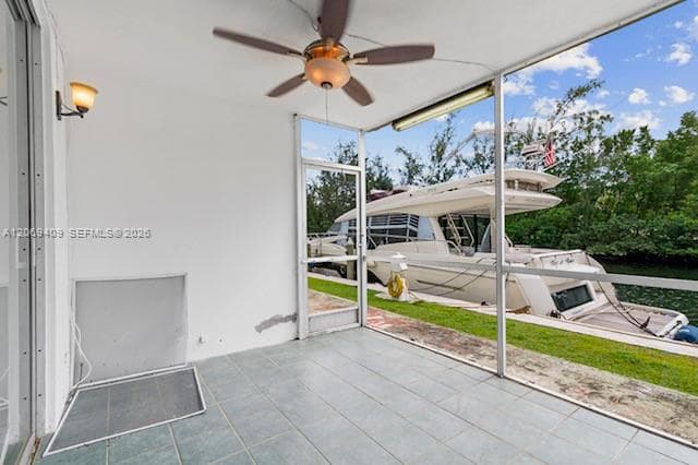 3660 NE 166th St 114 photo 3