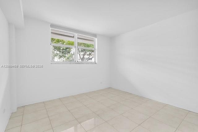 3660 NE 166th St 114 photo 24